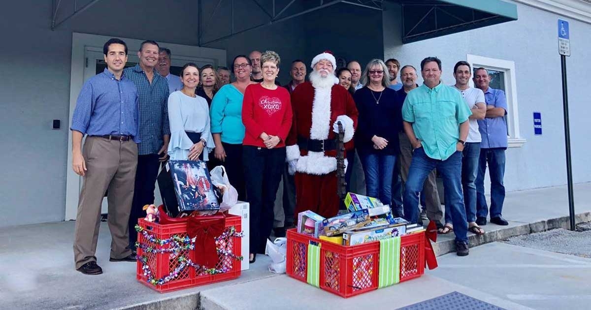 CSA Gives Back for the Holidays